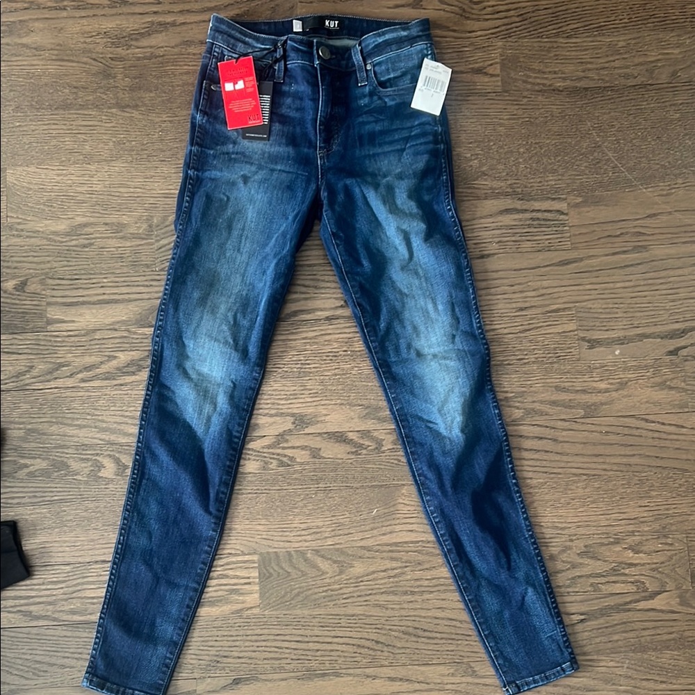 NWT Kut from the Kloth size 2 Dark Wash Skinny Jeans